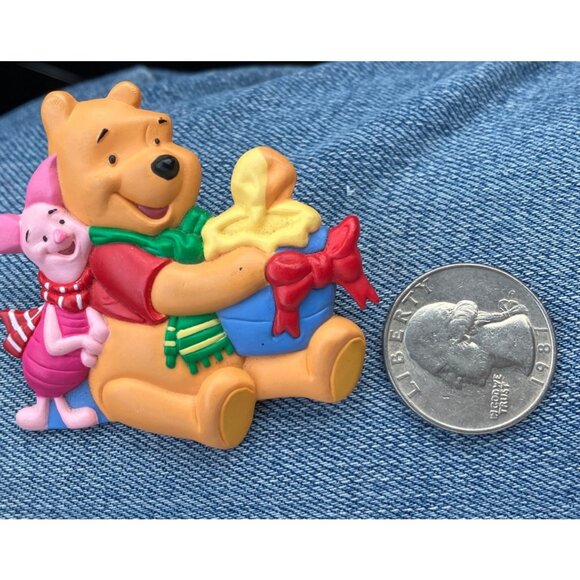 Disney Winnie The Pooh and Piglet Holiday Brooch Pin Jewelry - Picture 4 of 7